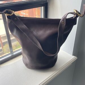 COACH DUFFLE FEED SAC CHOCOLATE BROWN LEATHER CLASSIC XL BUCKET BAG 9085